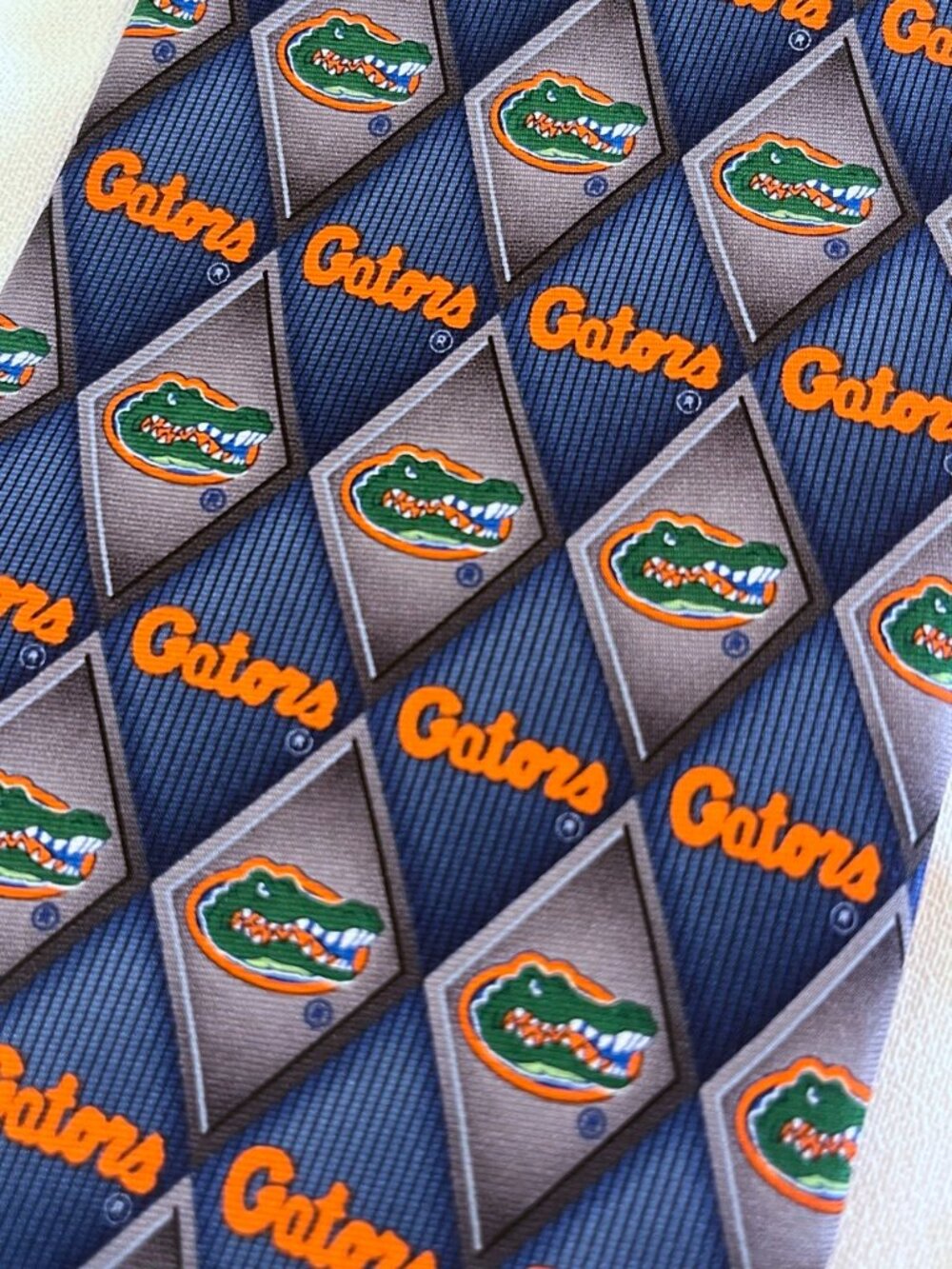 University Of Florida Gators Silk Tie Larson Officially Licensed NWT